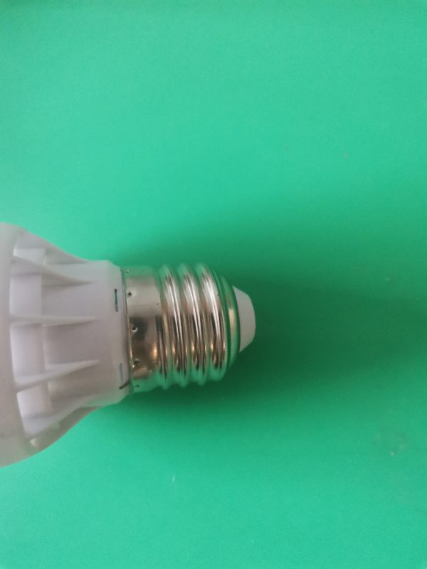 VenzBlomia LED bulb, non dimmable, E26 standard base, energy-saving UL certification Supply